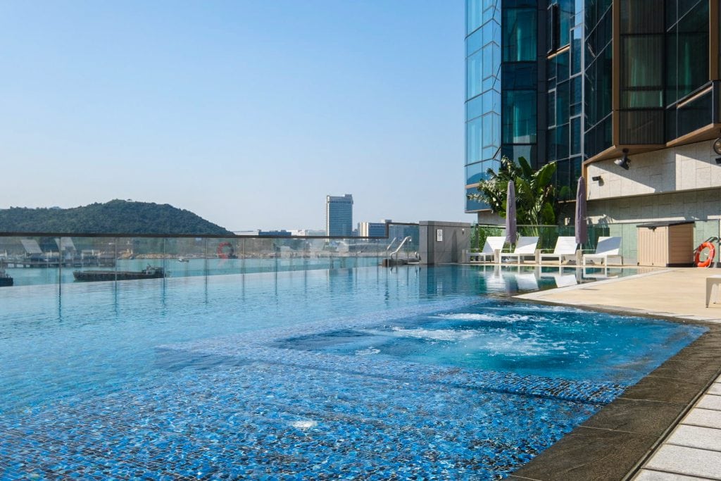 æ±æ¶Œä¸–èŒ‚å–œä¾†ç™»é…'åº—sheraton Tung Chung å„ªæƒ  é›™ åŠ©æ—©é¤ å…è²»è¿Žè³